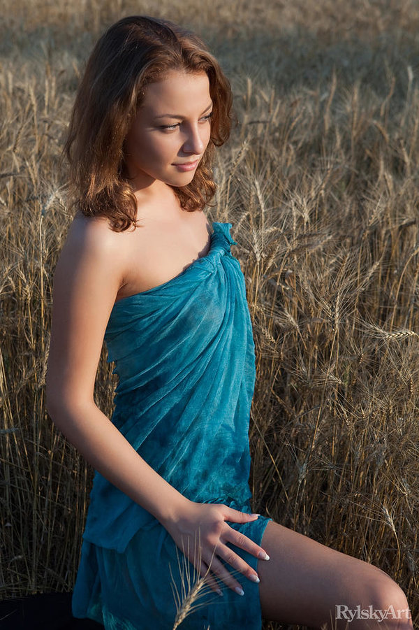 Зарина, 23
